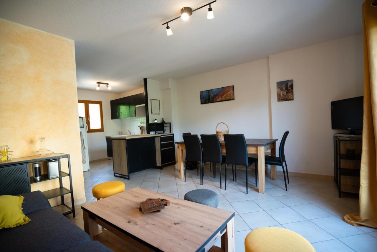 Апартаменты T3 Au Plan D'Eau D'Embrun Avec Garage Et Terrasse Экстерьер фото